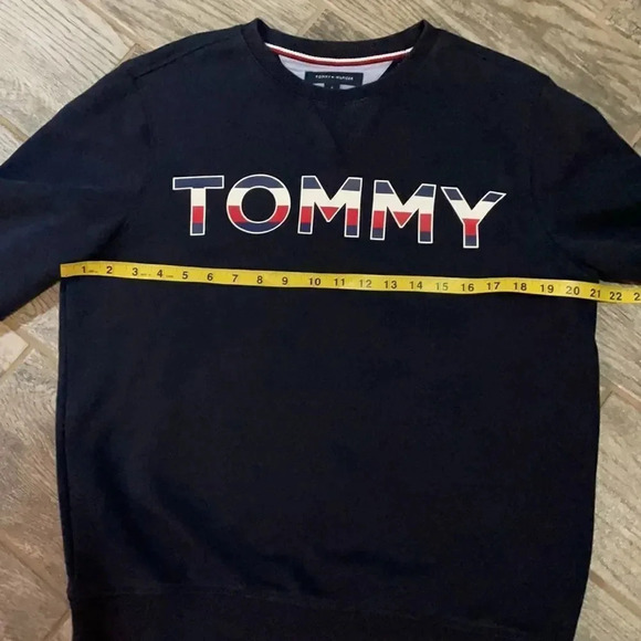 Tommy Hilfiger Crewneck sweatshirt Navy “Tommy” lettering chest. Men’s size M - Picture 5 of 11